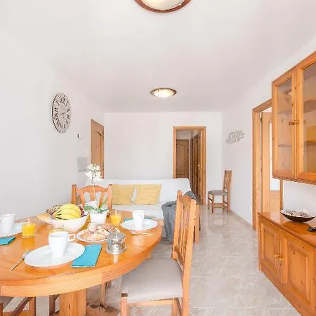 Yourhouse Arena Hotel
