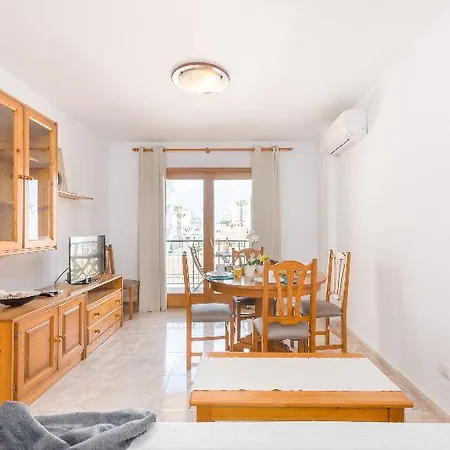 Yourhouse Arena Hotel