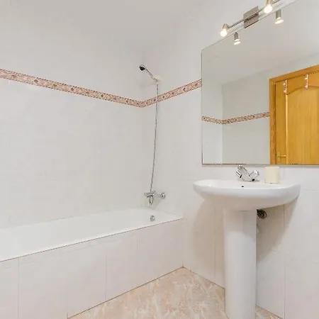 Yourhouse Arena Hotel 3*
